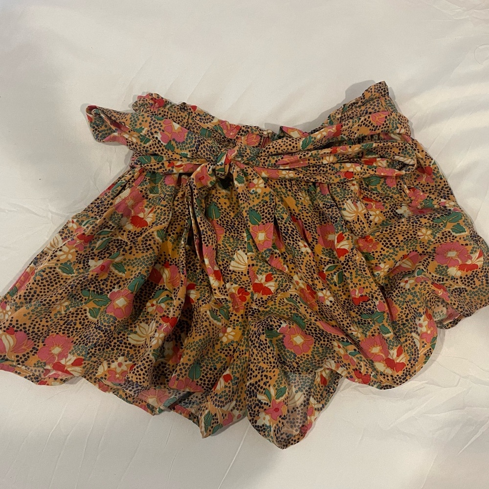 American Eagle Shorts with waist tie SOLD